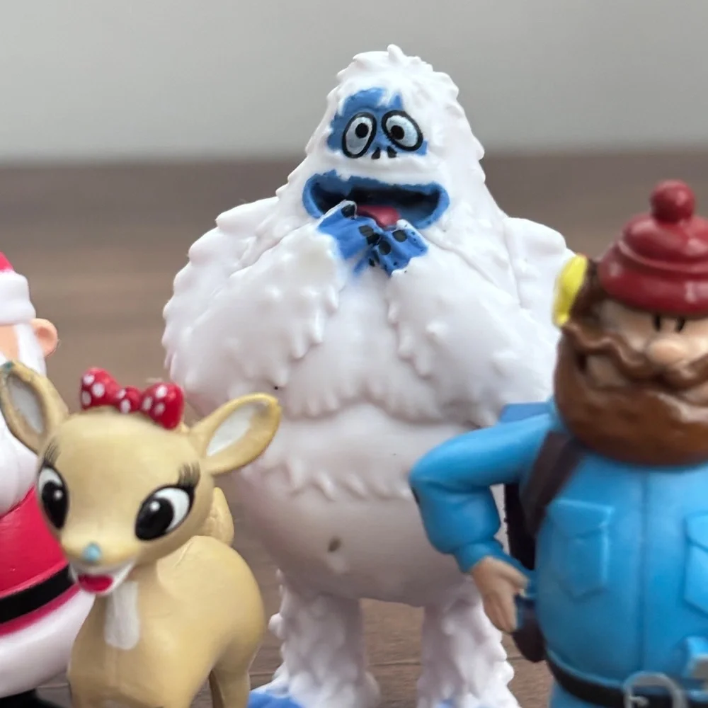 RUDOLPH Red Nosed Reindeer and The Island of Misfit Toys Friends Toy Figures LOT